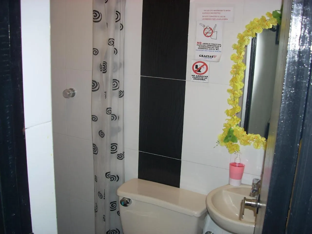 Hostal Casa Manga 24 Cartagena 2*,  Colombia